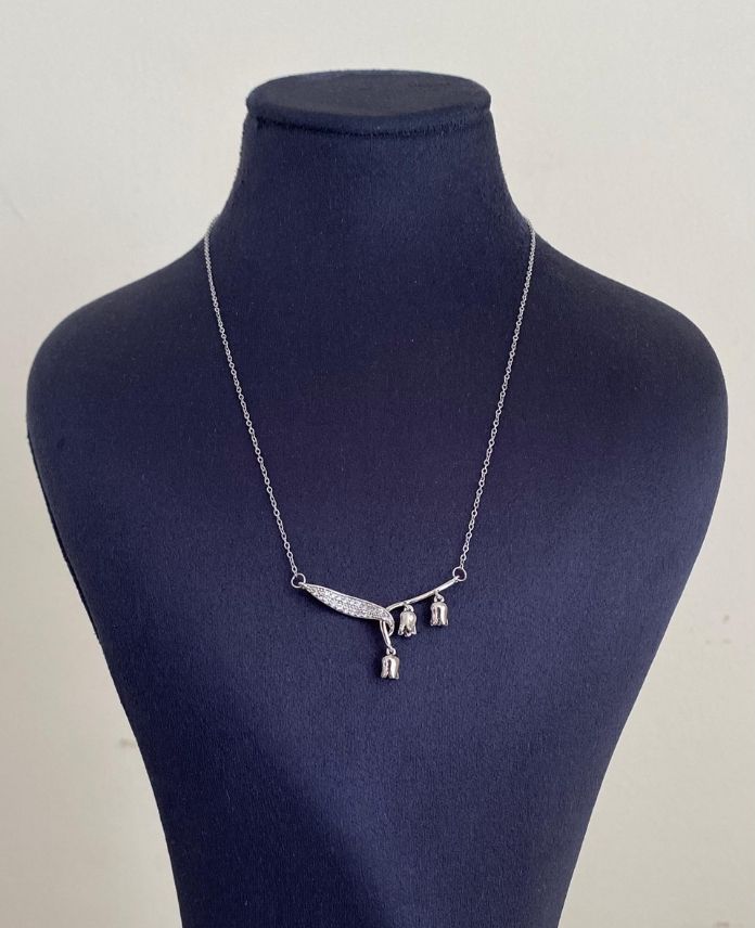 CKOKANATUCUGULS-1.jpg Çelik Kanat Ucu Gül Kolye - Görsel 1