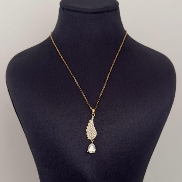 Çelik Kanat Ucu İnci Kolye