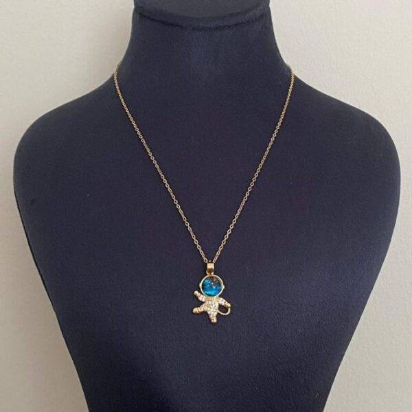 Çelik Taşlı Astronot Kolye