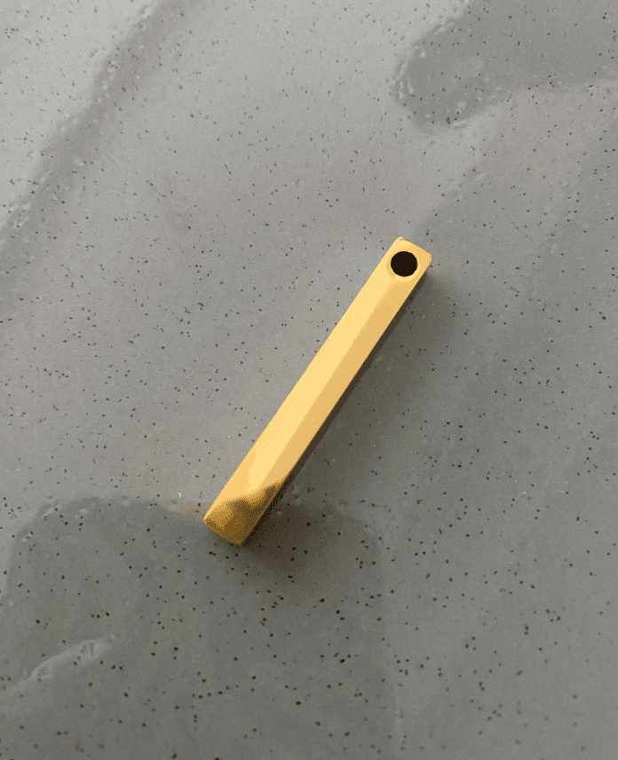 CKOUCUDIKPLAKAG.png Çelik Sütun Kolye Ucu - Görsel 1