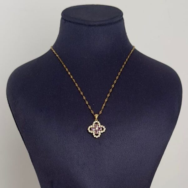 Çelik Yonca Mor Taş Kolye