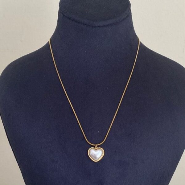 Çelik Yuvarlak Zincir Kalp Sedef Kolye