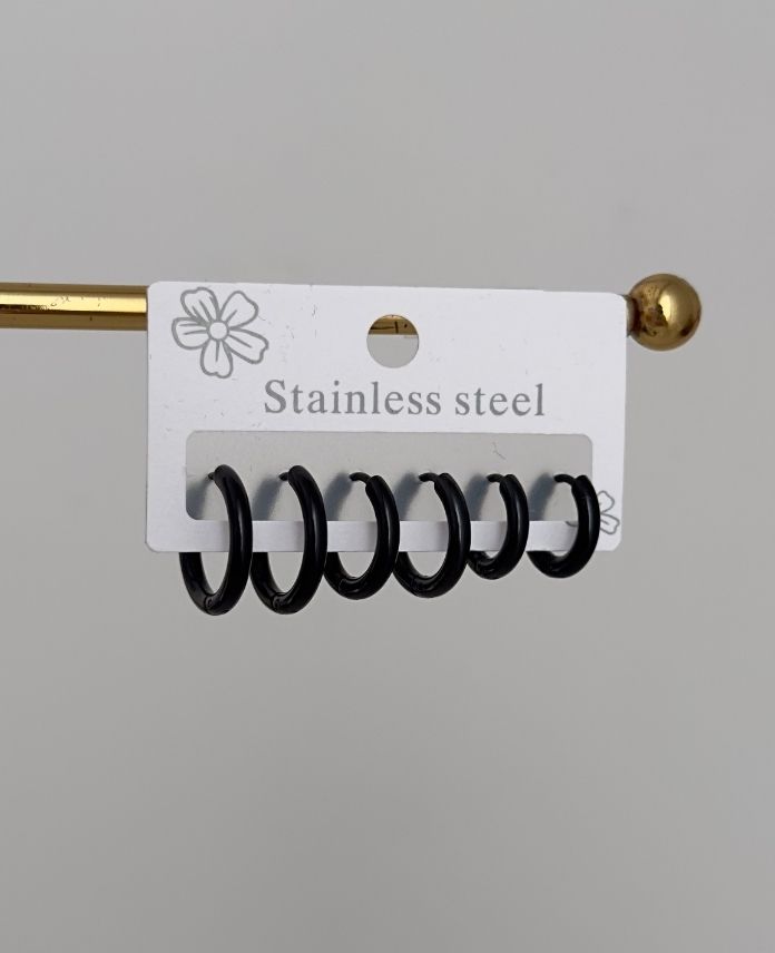 CKU6LIINCESIYAHS-1.jpg Çelik 6 Lı İnce Siyah Küpe - Görsel 1