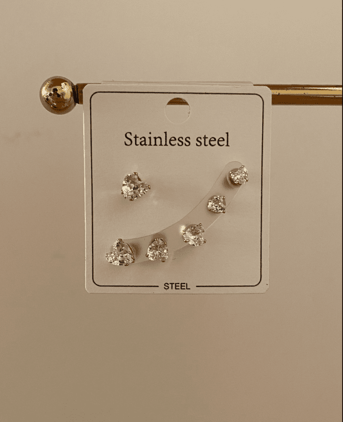 CKU6LIYILDIZLIBUYUKG.png Çelik 6lı Kalpli Taşlı Küpe - Görsel 1