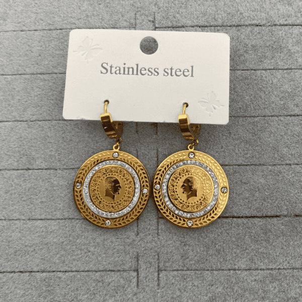 Çelik Çeyrekli Nokta Kenarlı Küpe