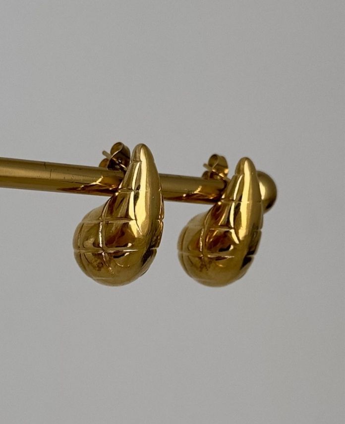 CKUDAMLABAKLAVADESENG-1.jpg Çelik Damla Baklava Desenli Küpe - Görsel 1