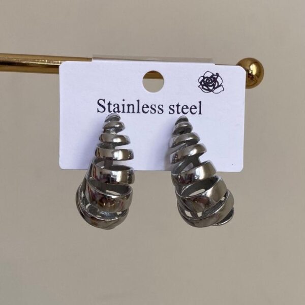 Çelik Damla Boşluklu Küpe