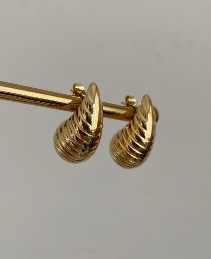 CKUKUCUKDAMLACIZGILIG-1.jpg Çelik Çizgili Küçük Damla Küpe - Görsel 1