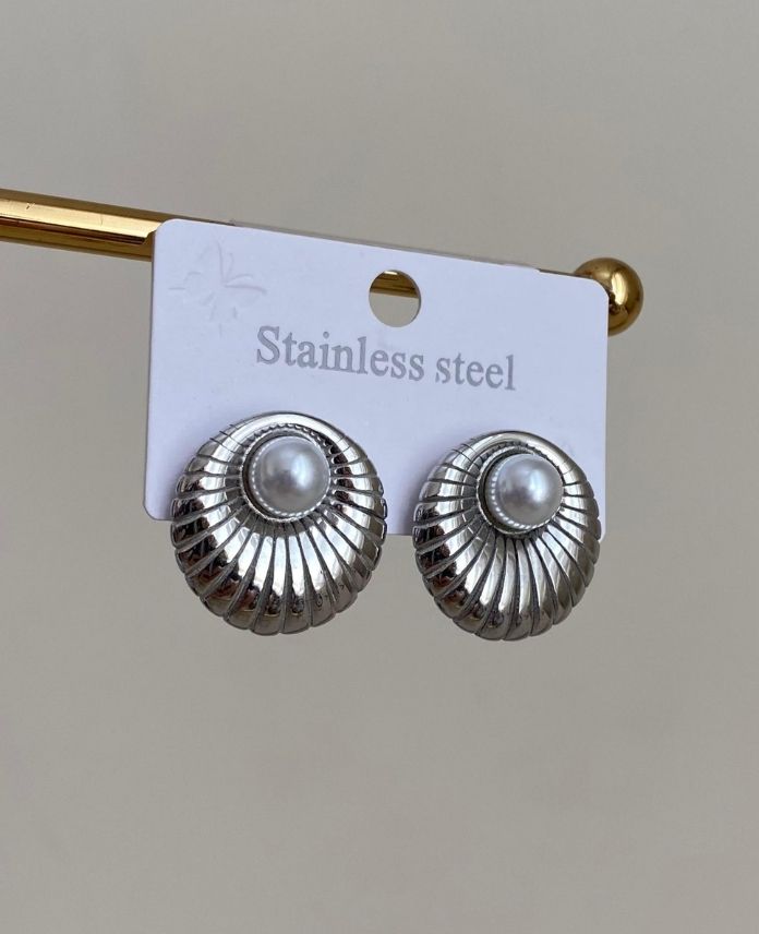 CKUMIDYEORTASIINCI1S-1.jpg Çelik Midye İnci Küpe - Görsel 1