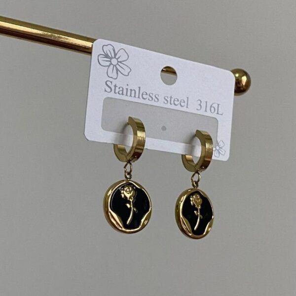 Çelik Siyah Sedef Gül Küpe