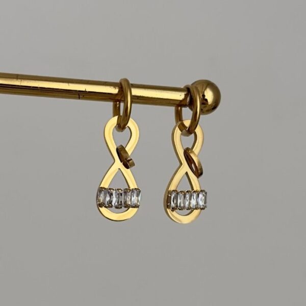 Çelik Sonsuzluk Baget Taş Küpe