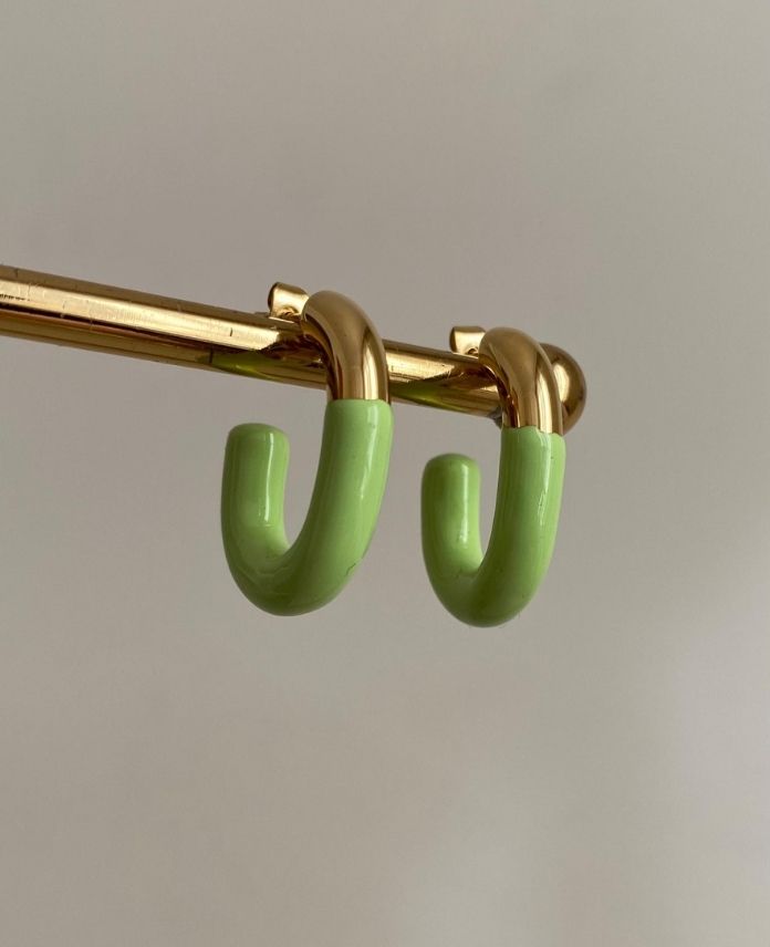 CKUYAZLIKMIDYEELIPSINCEYESILG-1.jpg Çelik Yazlık Midye Elips İnce Yeşil Küpe - Görsel 1