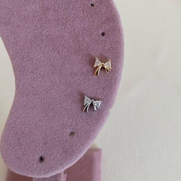 Çelik Kelebek Taşlı Piercing