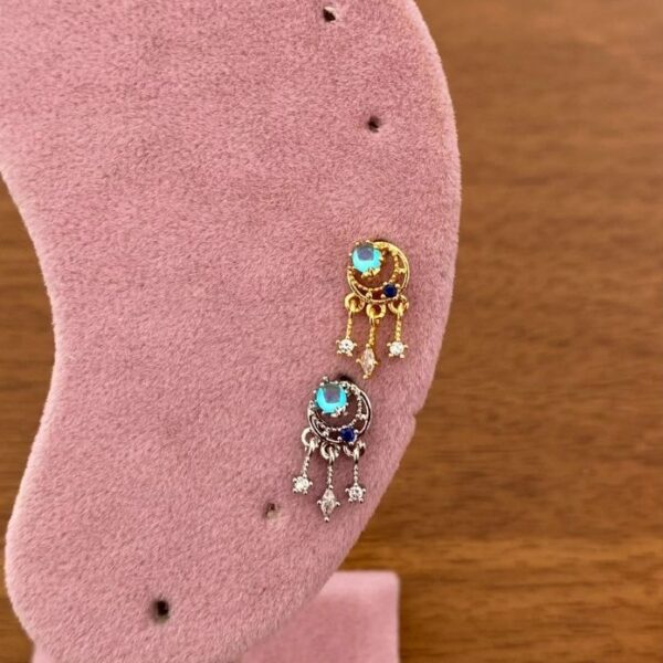 Çelik Tragus Sallantılı Ay Piercing