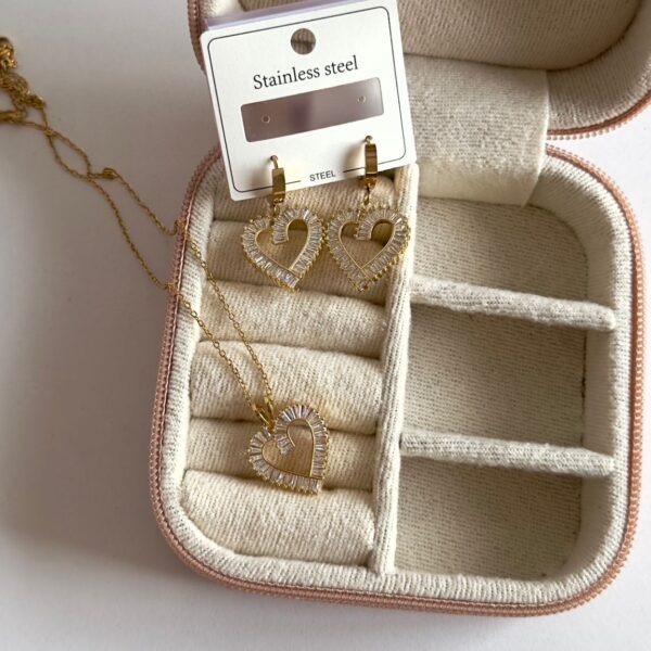 Çelik Kalp Taşlı Set