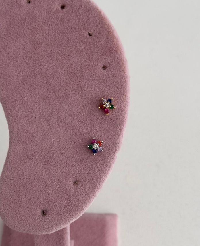 CTRKUCUKCICEKTASRENKLI-1.jpg Çelik Çiçek Renkli Tragus Piercing (Arkası Düz) - Görsel 1