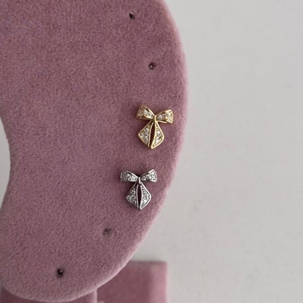 Çelik Kurdele Tragus Piercing (Arkası Düz)