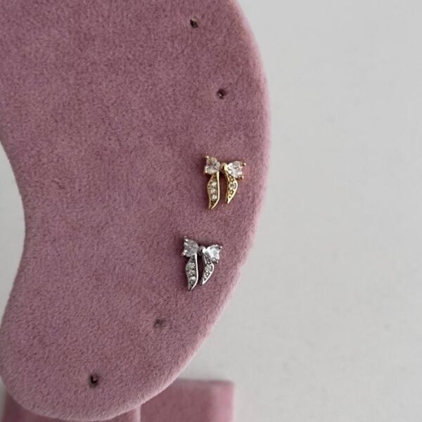 Çelik Kurdele Tragus Piercing (Arkası Düz)