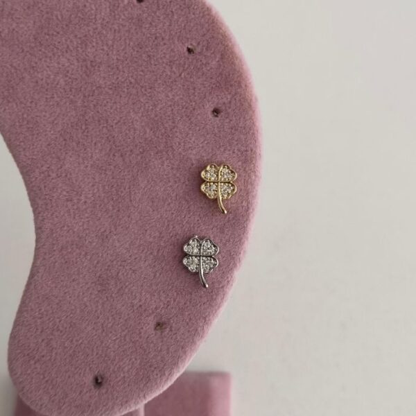 Çelik Yonca Tragus Piercing (Arkası Düz)