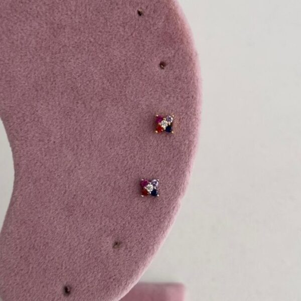 Çelik Yonca Renkli Tragus Piercing (Arkası Düz)