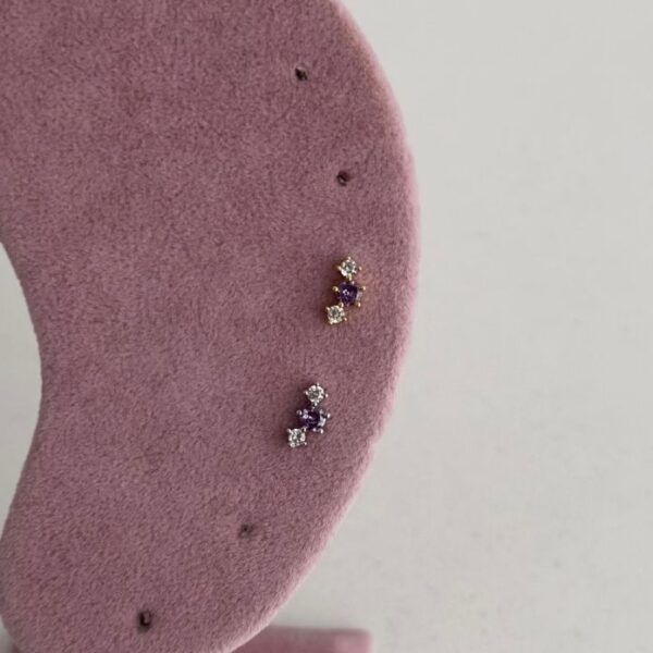 Çelik Üç Top Mor Beyaz Tragus Piercing (Arkası Düz)