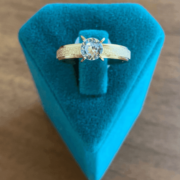 Çelik Numaralı Tektaş Simli Yüzük