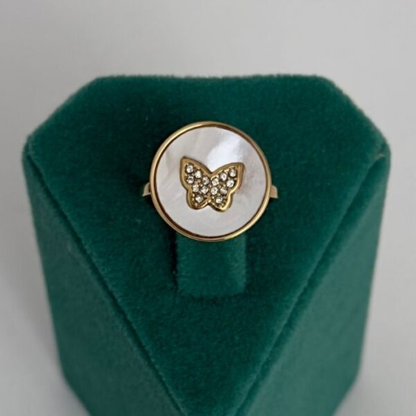 Çelik Ayarlamalı Yuvarlak Kelebek Taş Yüzük