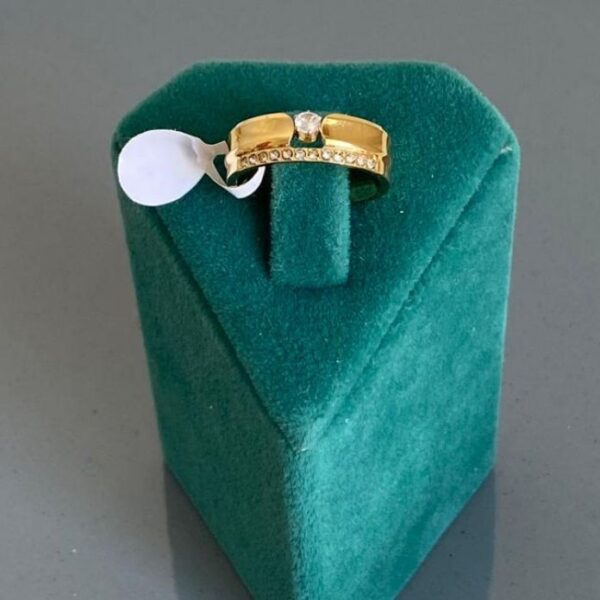 Çelik Numaralı 2 Sıra Taş Ortası Tek Taş Yüzük