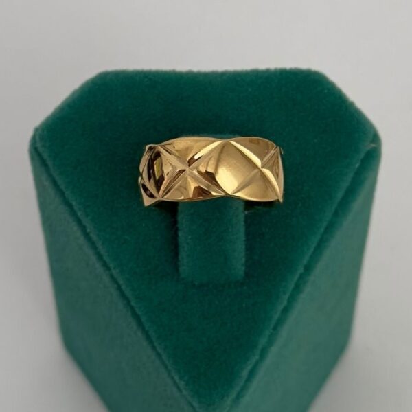 Çelik Numaralı Baklava Desen Alyans Yüzük