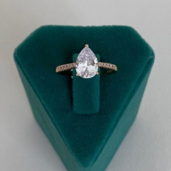 Xuping Numralı Damla Yüzük