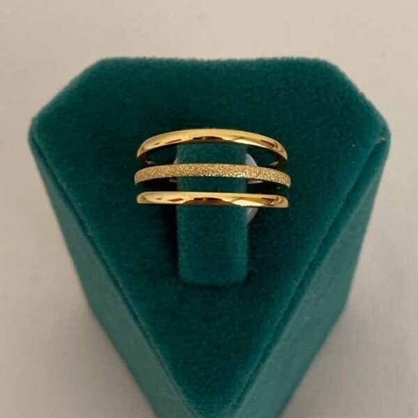 Çelik Numaralı Simli Düz Ajda Yüzük