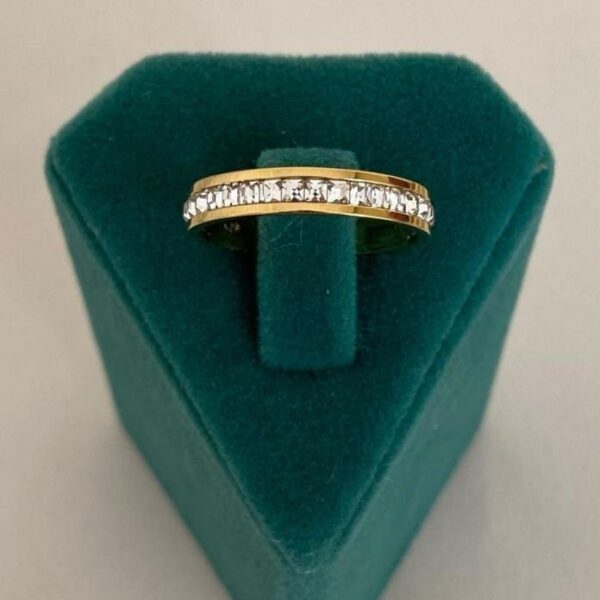 Çelik Numaralı Tek Sıra Taş Yüzük