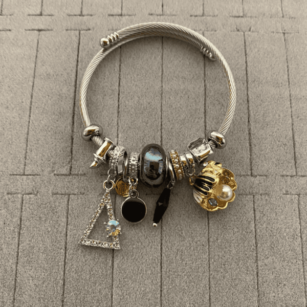 Üçgen İstiridye Siyah Pndr