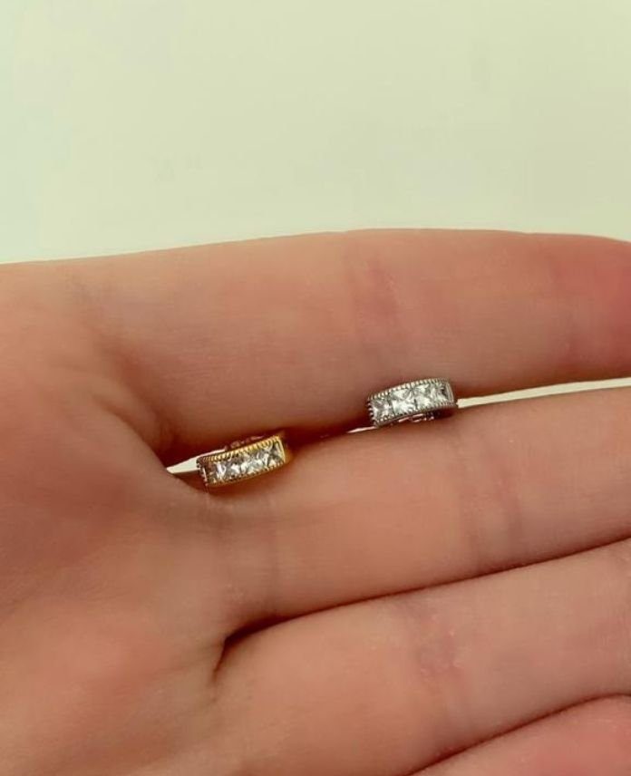 PHEMINIKTASLIHALKAG-1.jpg Pirinç Helix Taşlı Minik Halka Piercing - Görsel 1