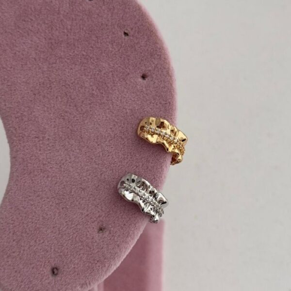 Pirinç Dalgalı Taşlı Earcuff