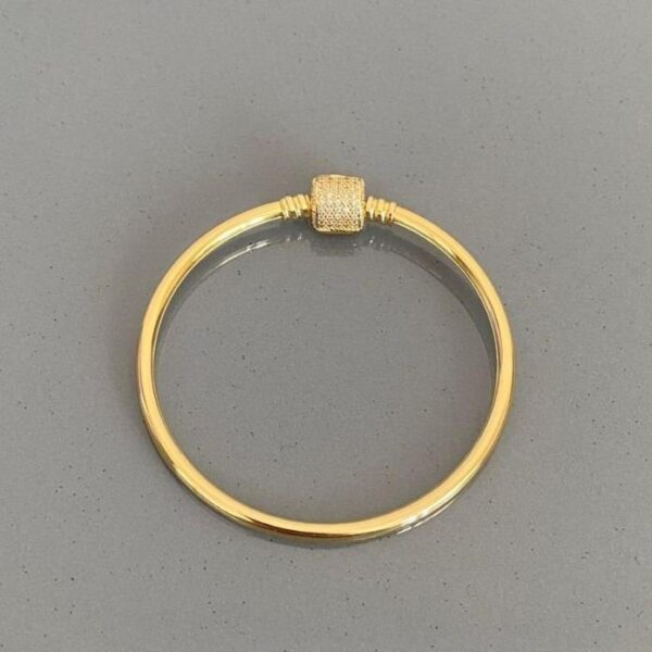 Sert Kordon Taşlı Pndr