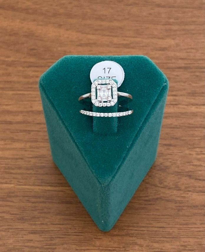 PYUBAGETVEDUZZINCIRUSTUTASS-1-1.jpg Pirinç Numaralı Baget Yüzükk - Görsel 1