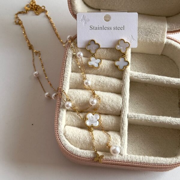 Çelik Yonca Beyaz İnci Set