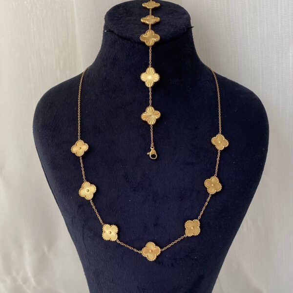 Çelik Yonca Gold Set