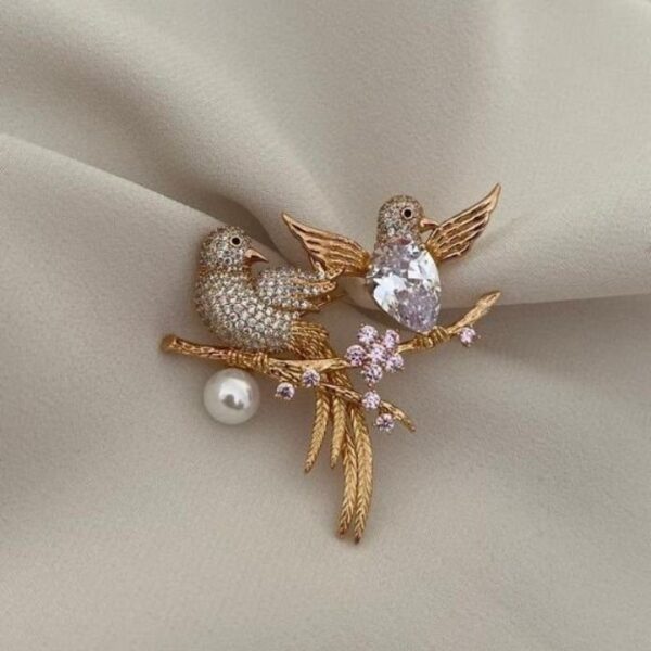 Xuping Kuşlu Broş