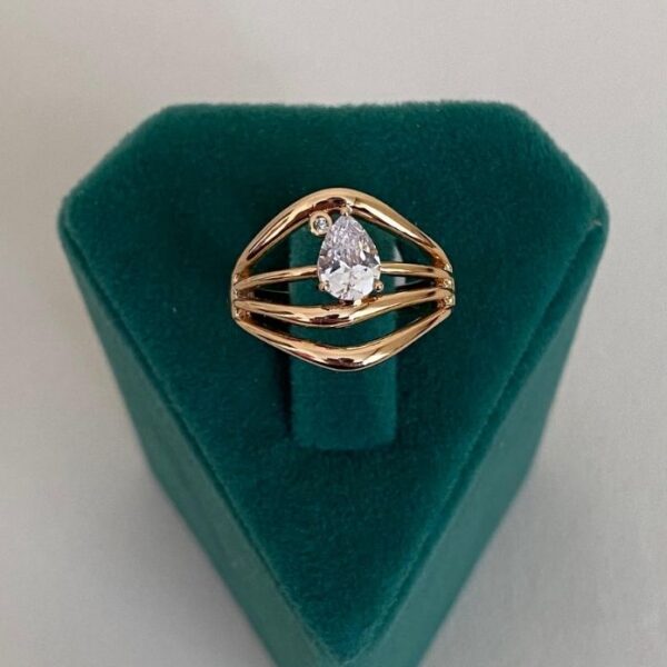 Xuping Numaralı Damla Taş Geniş Yüzük