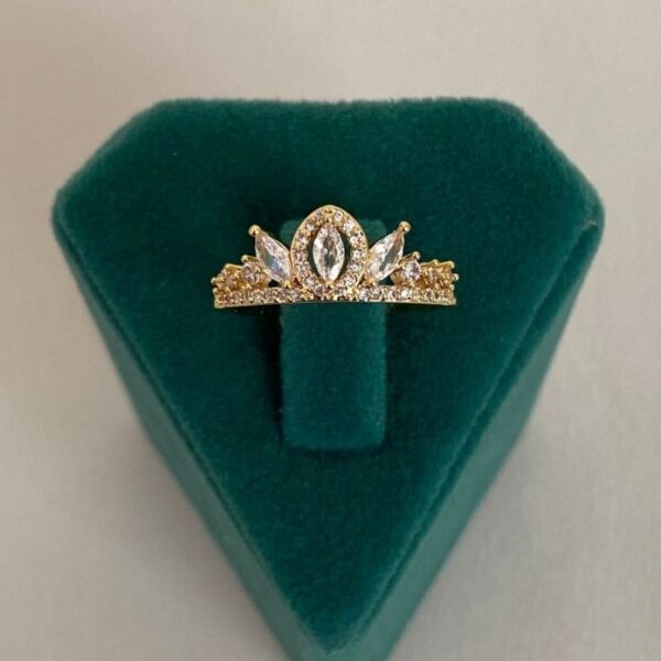 Xuping Numaralı Taç Model Yüzük