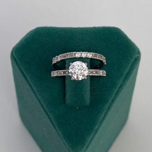 Xuping Numaralı 2Li Biri Tektaş Yüzük