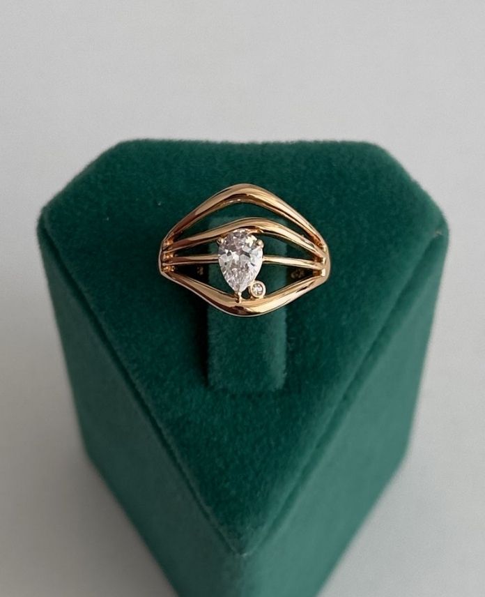 XYUNUMARALI4LUDAMLATASLIR-1.jpg Xuping Numaralı 4 Lü Damla Taşlı Yüzük - Görsel 1