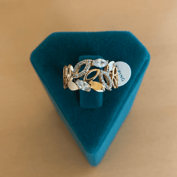 Xupıng Numaralı Ağaçlı Taşlı Yüzük