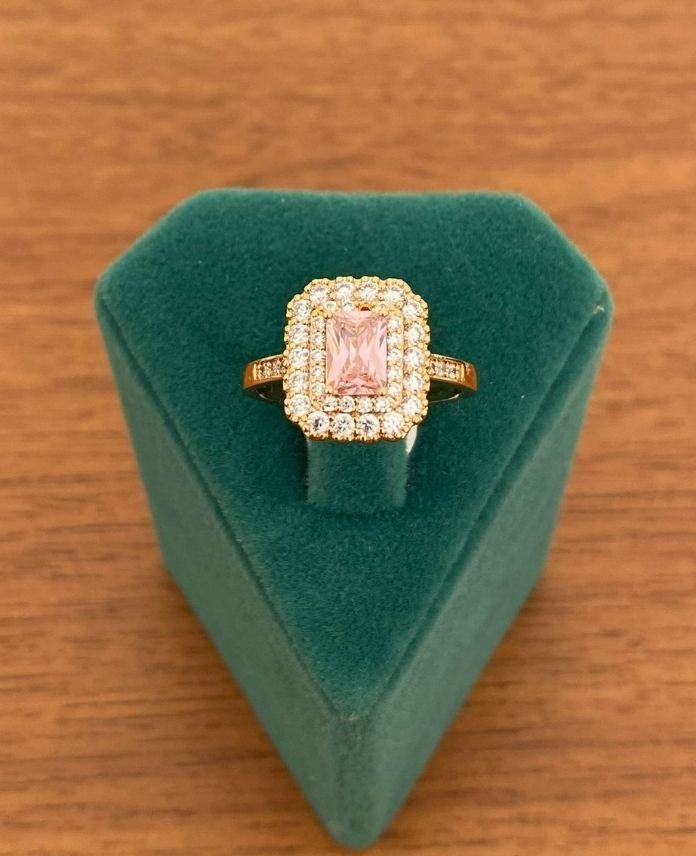 XYUNUMARALIBAGETPEMBETASLIR-1.jpg Xuping Numaralı Pembe Baget Yüzük - Görsel 1