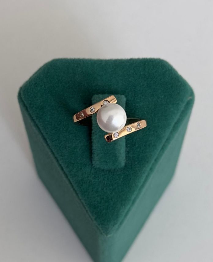 XYUNUMARALIBUYUKINCICAPRAZR-1.jpg Xuping Numaralı Büyük İnci Çapraz Yüzük - Görsel 1