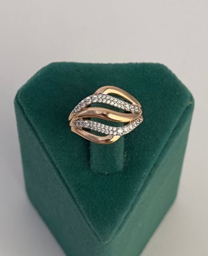 XYUNUMARALIDALGACOKSIRALIARALARITASLIR-1.jpg Xuping Numaralı Dalga Araları Taşlı Yüzük - Görsel 1