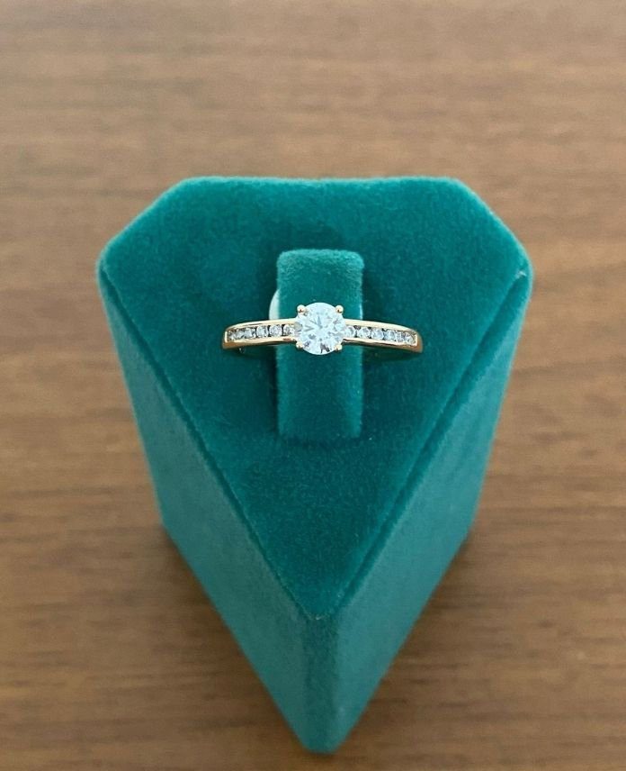 XYUNUMARALIDUZKENARTASLITEKTASR-1.jpg xuping numaralı tektaş yüzük - Görsel 1