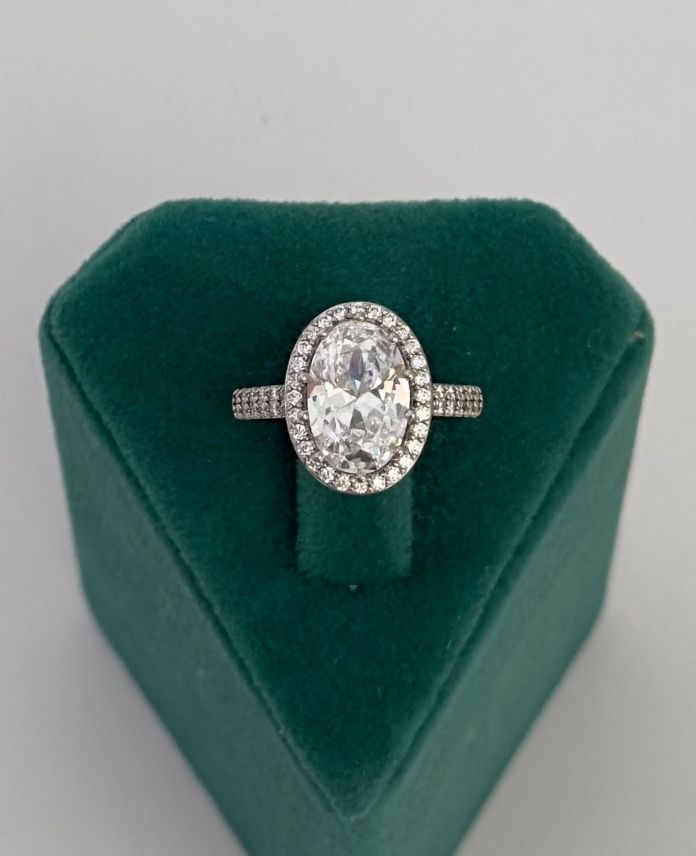 XYUNUMARALIELIPSTASLIBUYUK3S-1.jpg Xuping Numaralı Elips Taşlı Büyük Yüzük - Görsel 1